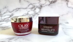 How Does Olay Regenerist Micro-Sculpting Cream Fight Aging Signs?