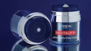 Benefits of Pro-Retinol and Vitamin C in L’Oréal Paris Revitalift