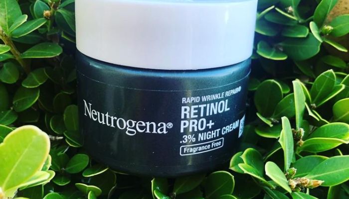 What Makes Neutrogena Rapid Wrinkle Repair Cream Effective?