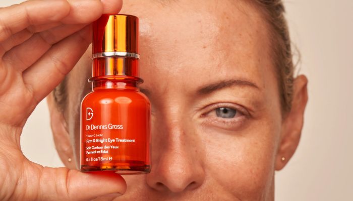 How Dr. Dennis Gross C+ Collagen Serum Boosts Skin Radiance