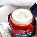 How L’Oréal Paris Revitalift Triple Power Moisturizer Reduces Wrinkles